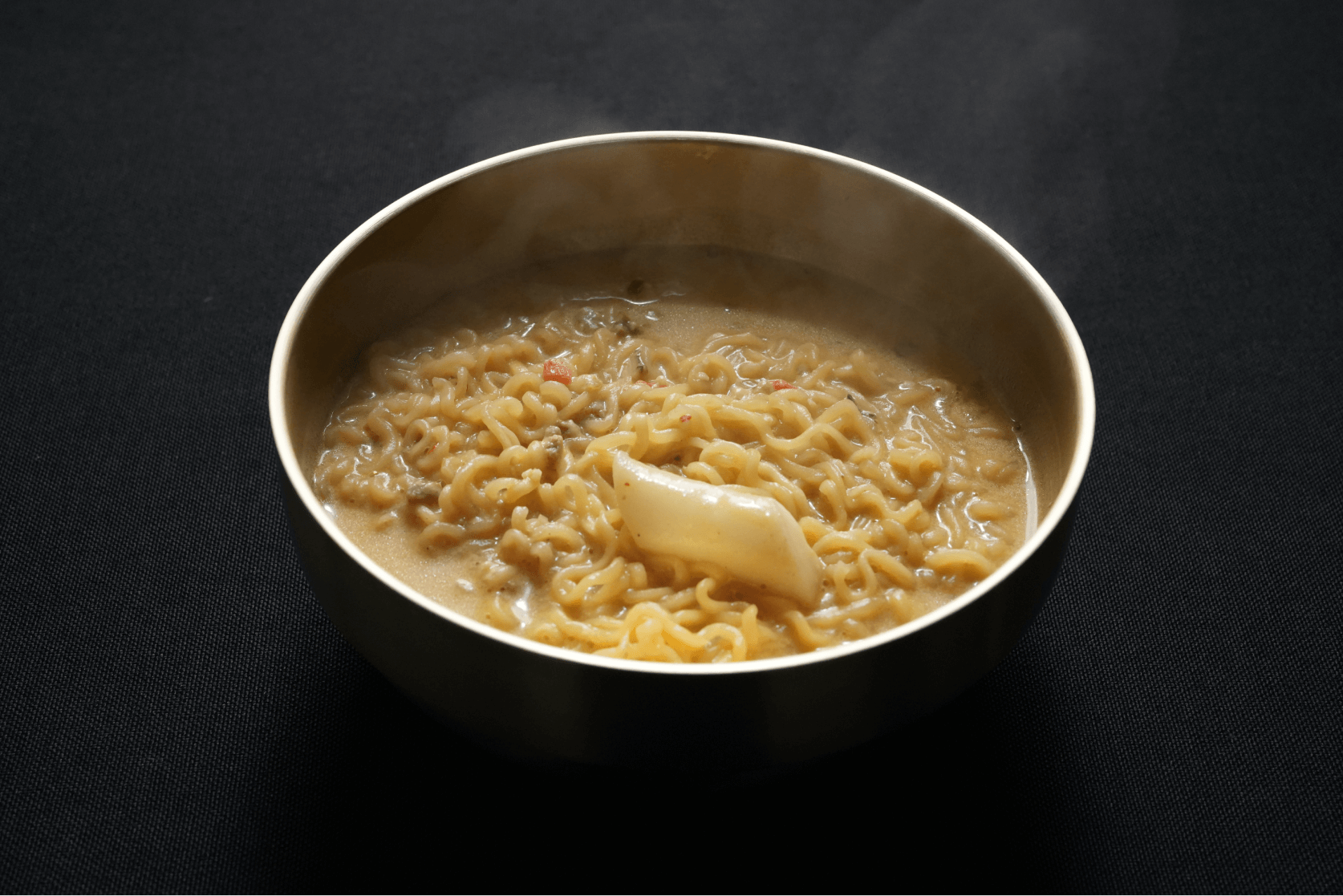 きむあずまのロゼ辛ラーメン